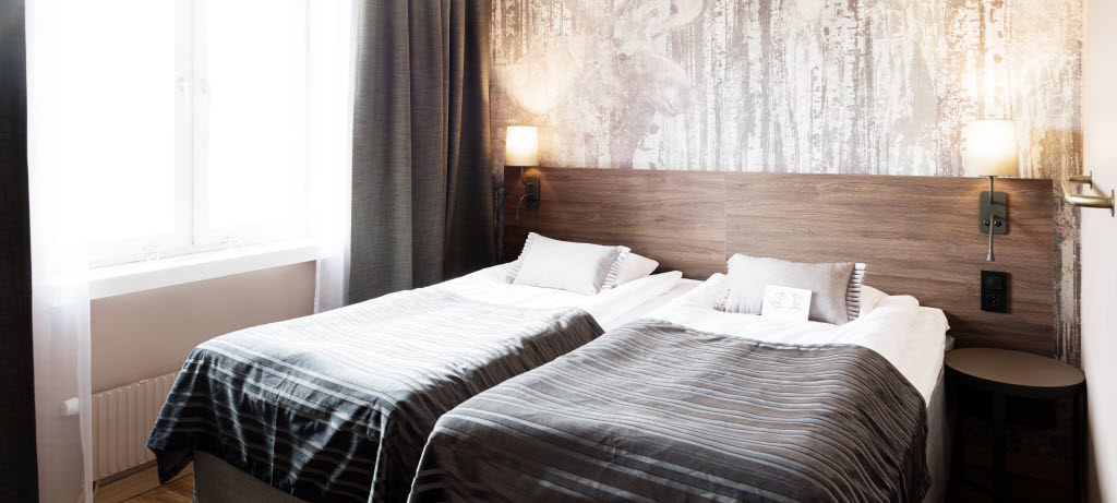 Copyright: ©Erik Abel. All rights reserved. Bed in Junior Suite